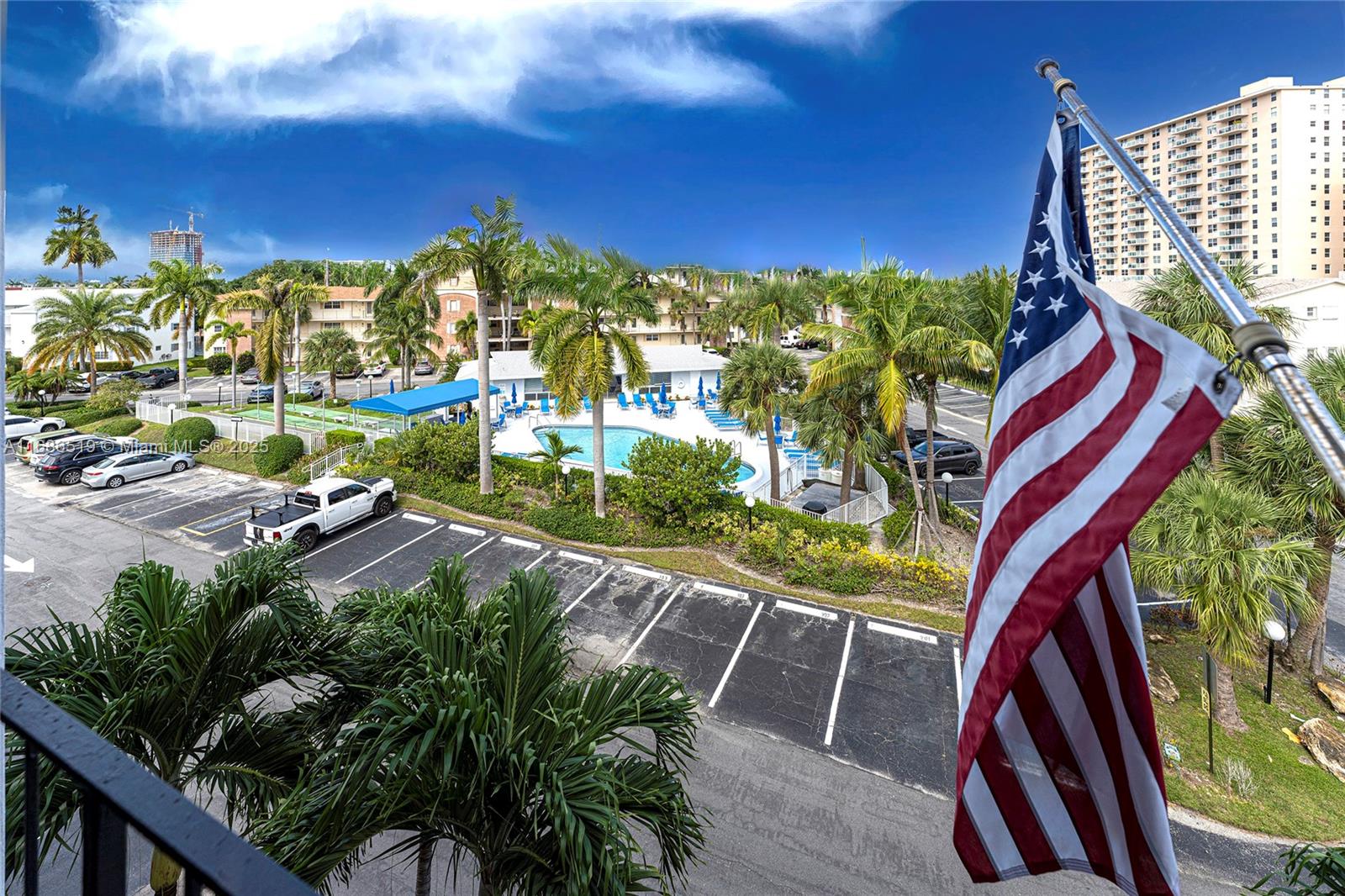 ISLE OF PARADISE CO-OP F - Residential