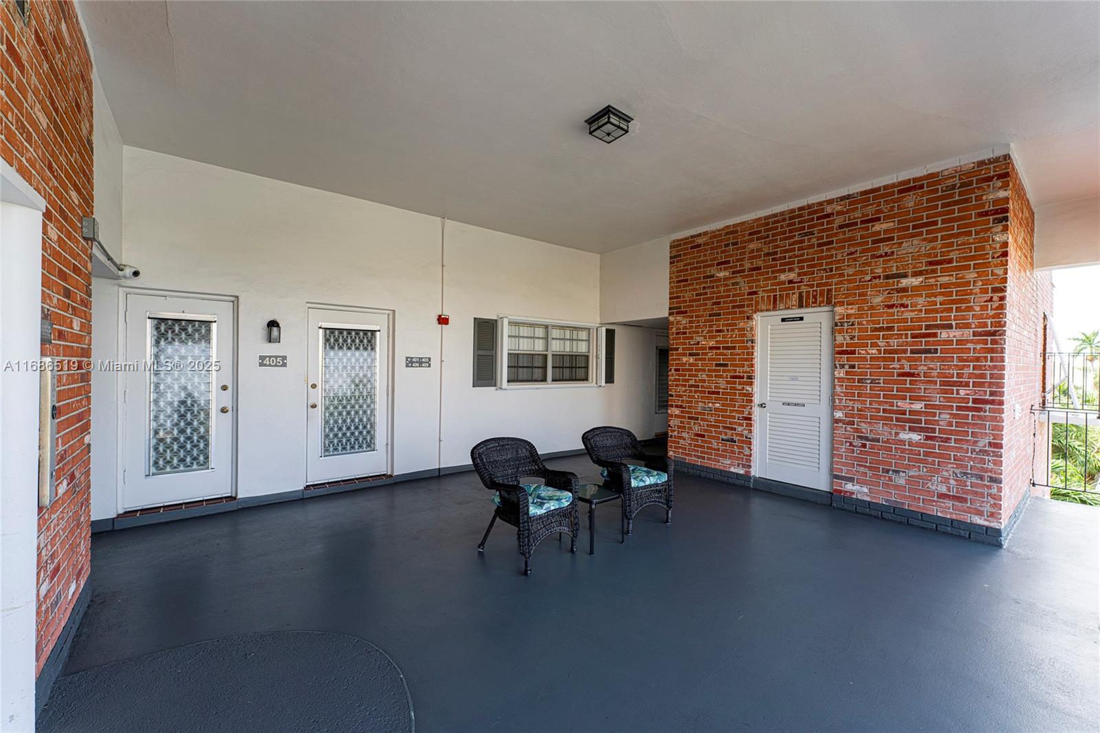 ISLE OF PARADISE CO-OP F - Residential