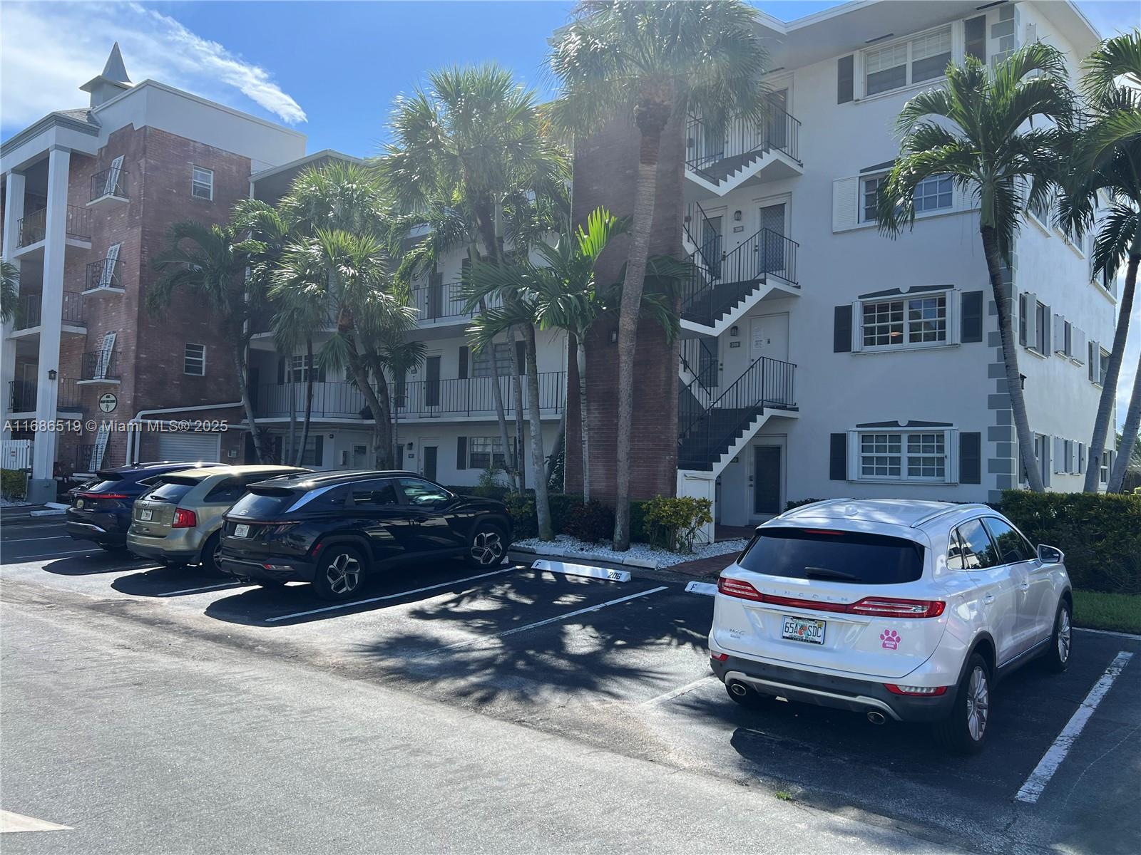 ISLE OF PARADISE CO-OP F - Residential