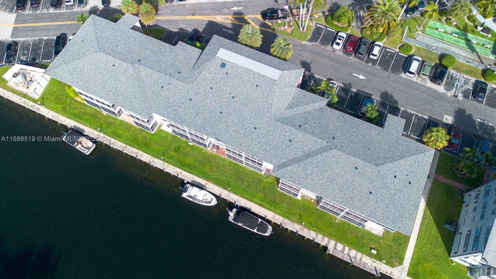 ISLE OF PARADISE CO-OP F - Residential