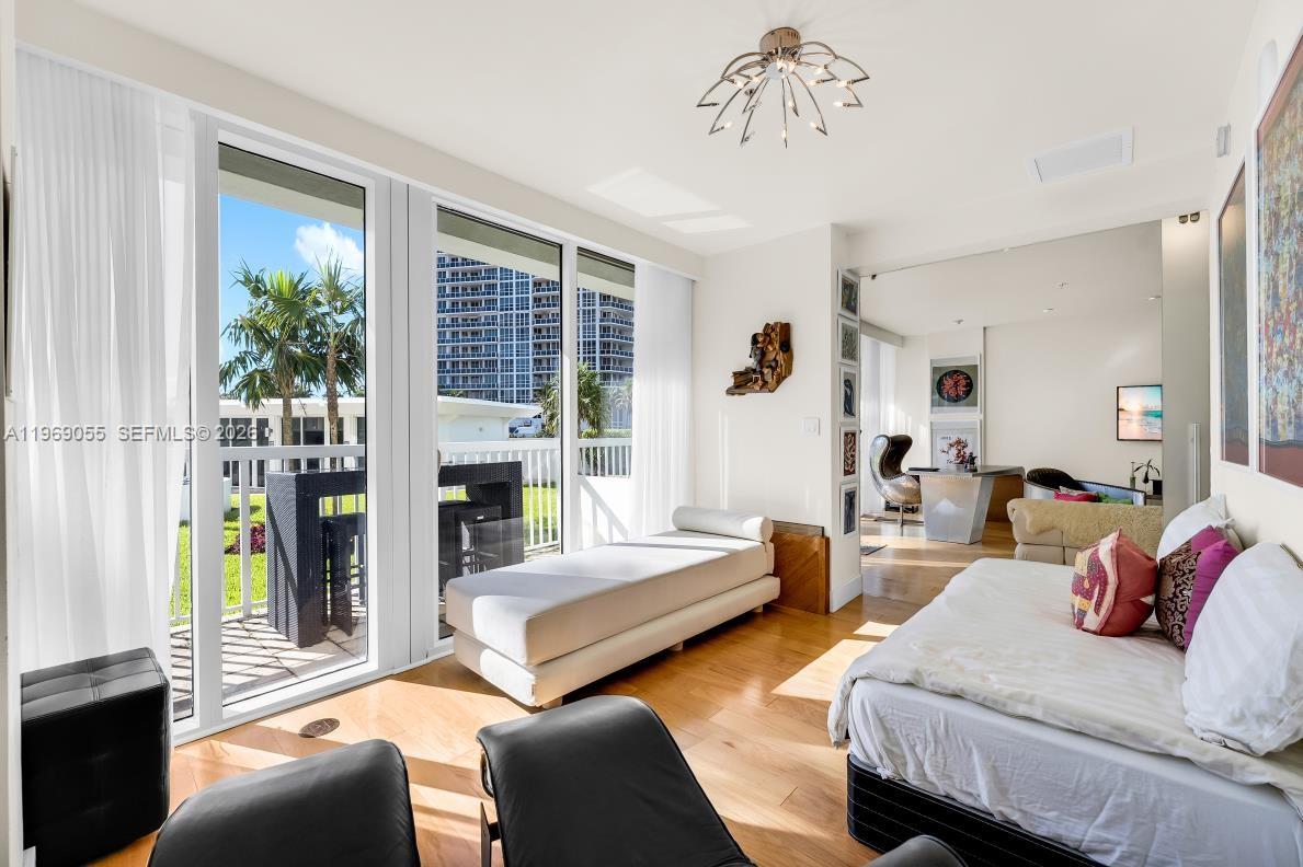 HARBOUR HOUSE - Residential Lease