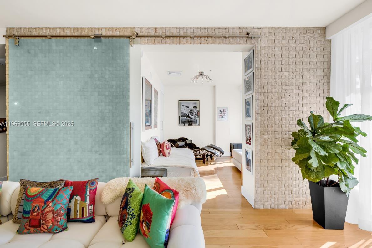 HARBOUR HOUSE - Residential Lease