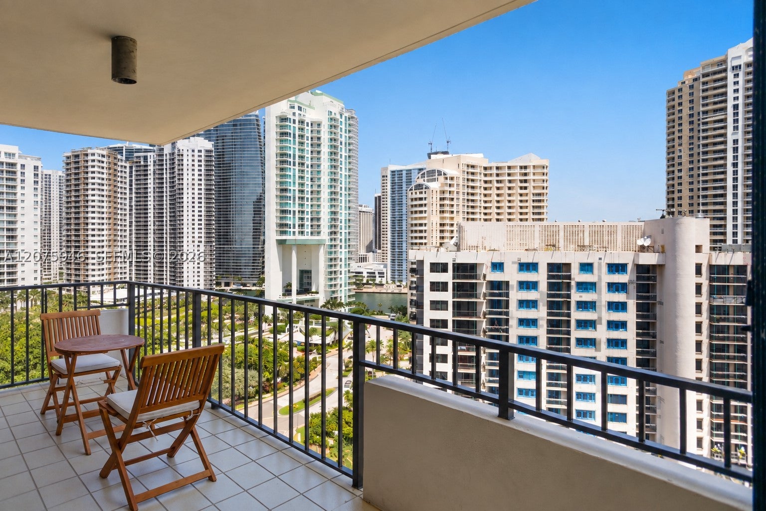 520 Brickell Key Dr A1902
