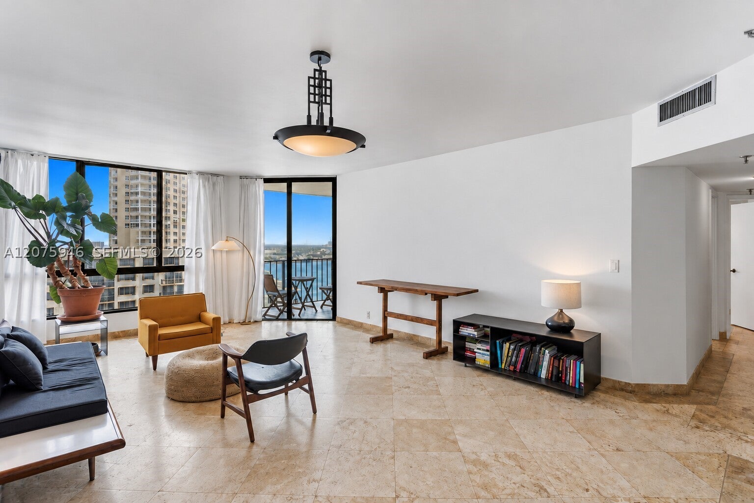 520 Brickell Key Dr A1902