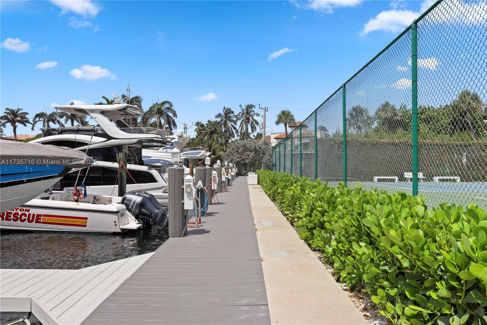 MARBELLA CONDO - Residential