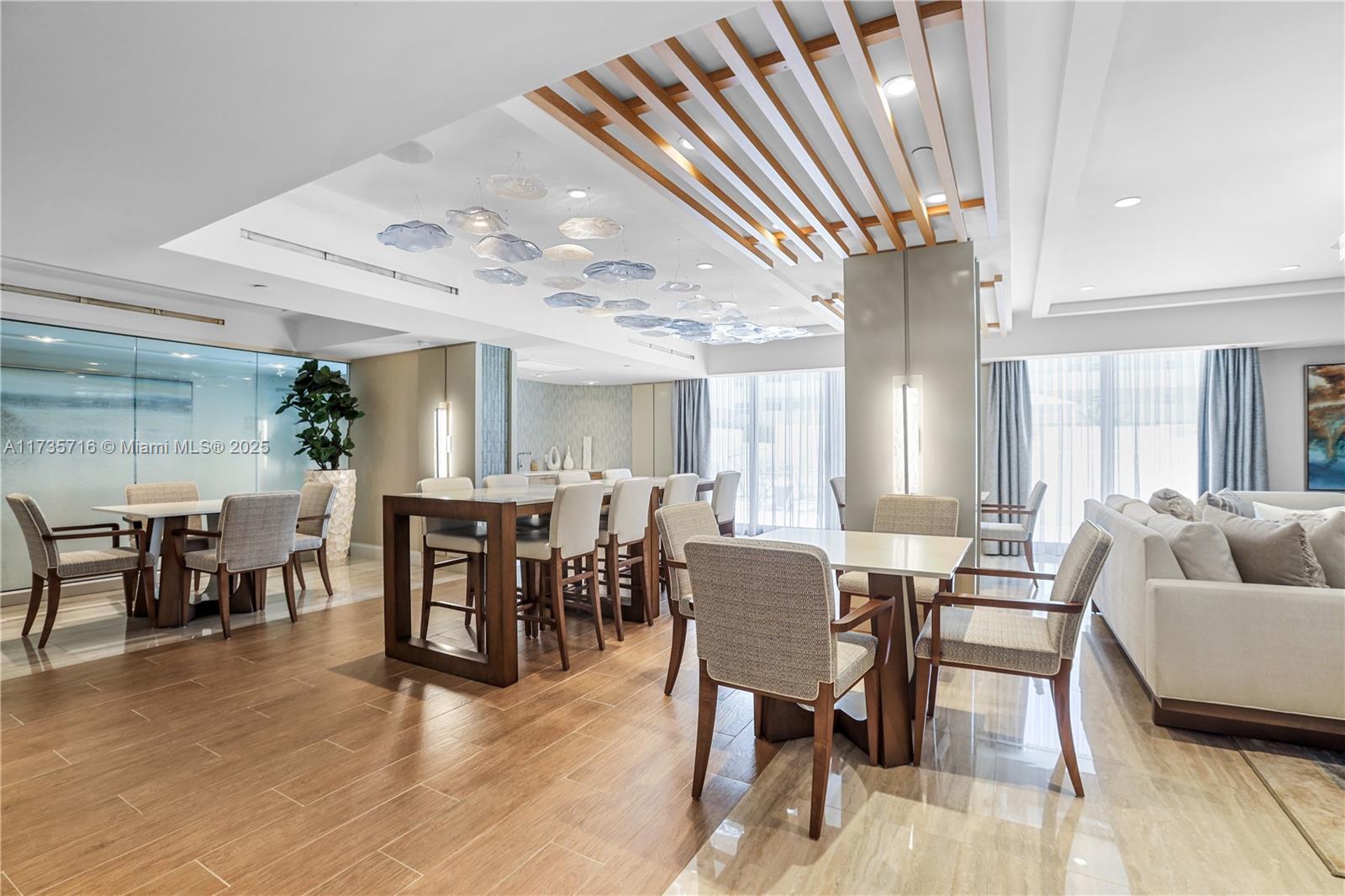 MARBELLA CONDO - Residential