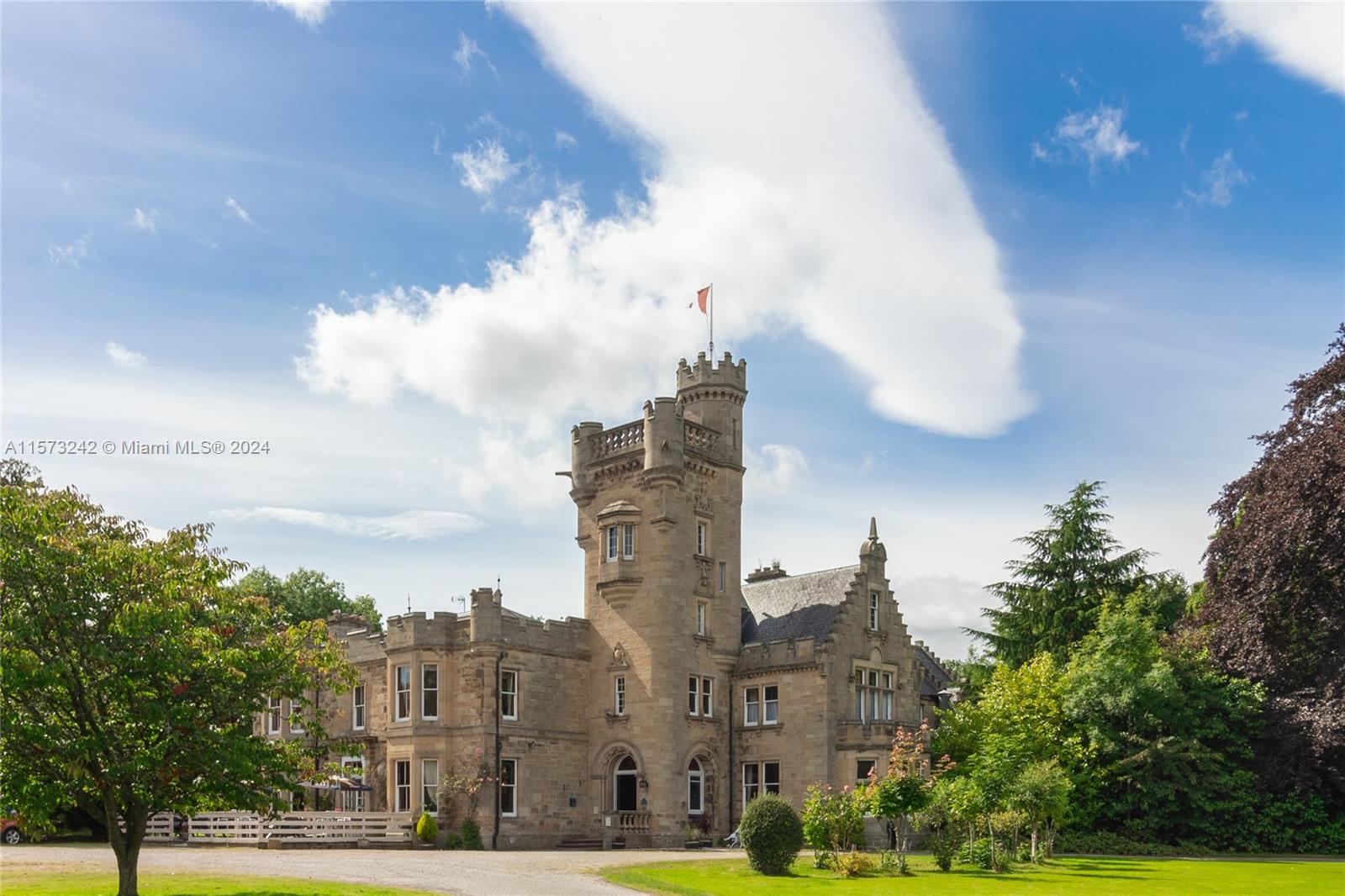 Mansfield Castle Scotsbur Tain IV 191PS Tain, Highland Scotland