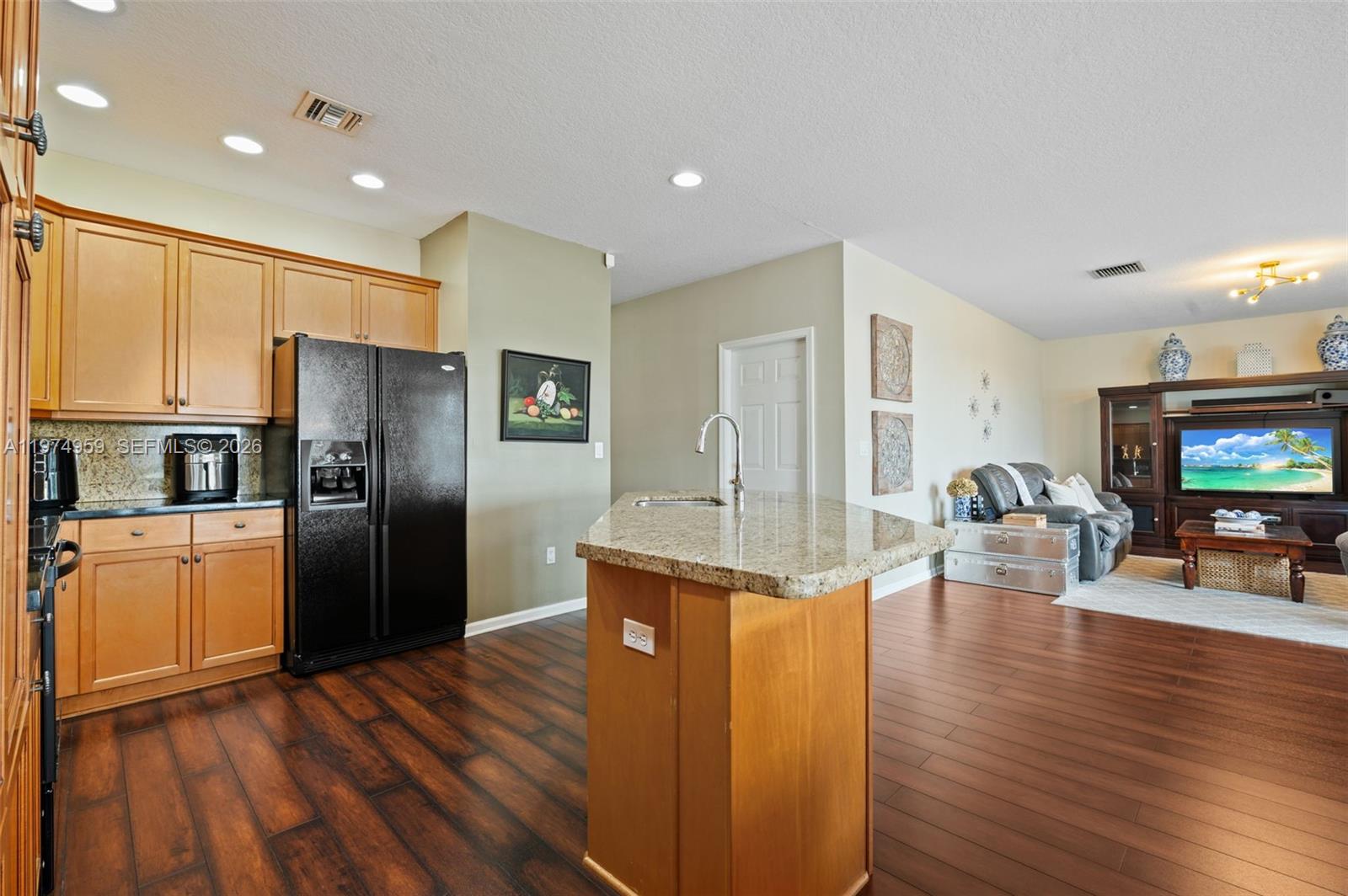 RIVIERA ISLES/SORRENTO - Residential