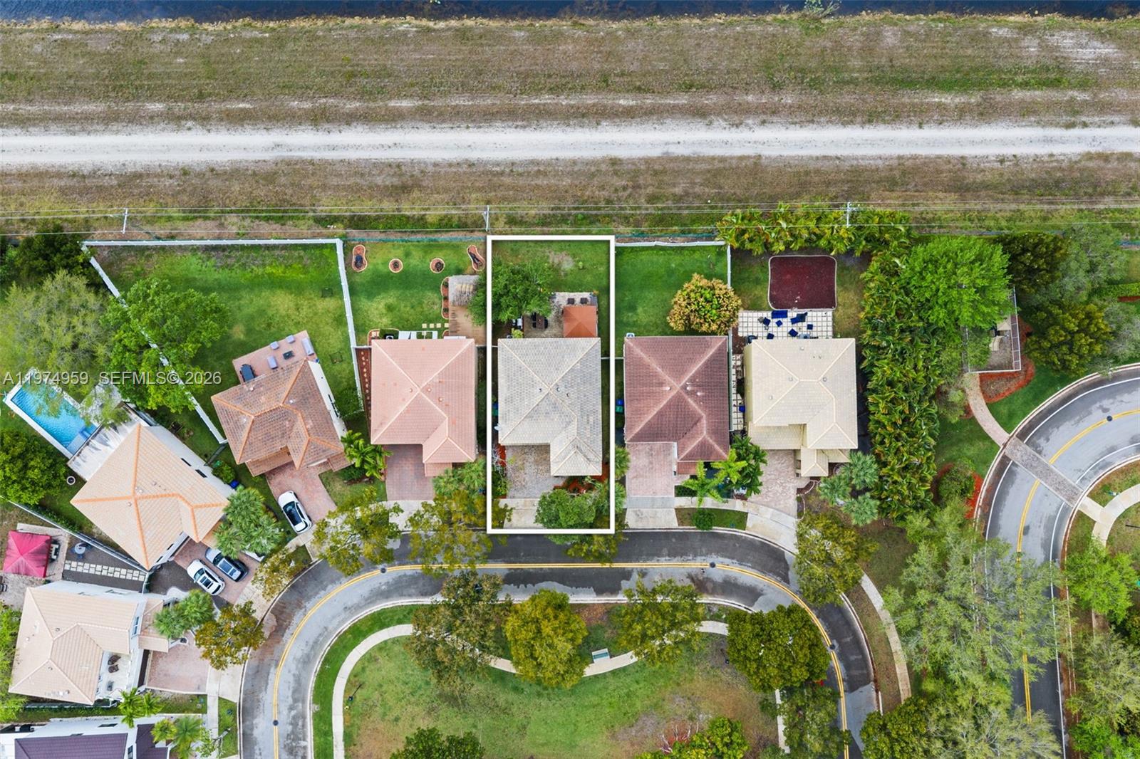 RIVIERA ISLES/SORRENTO - Residential