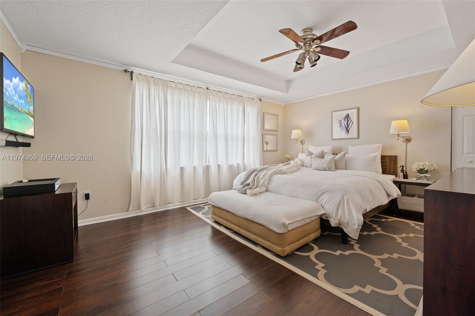 RIVIERA ISLES/SORRENTO - Residential