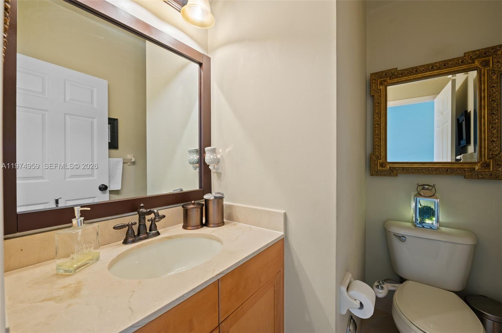 RIVIERA ISLES/SORRENTO - Residential