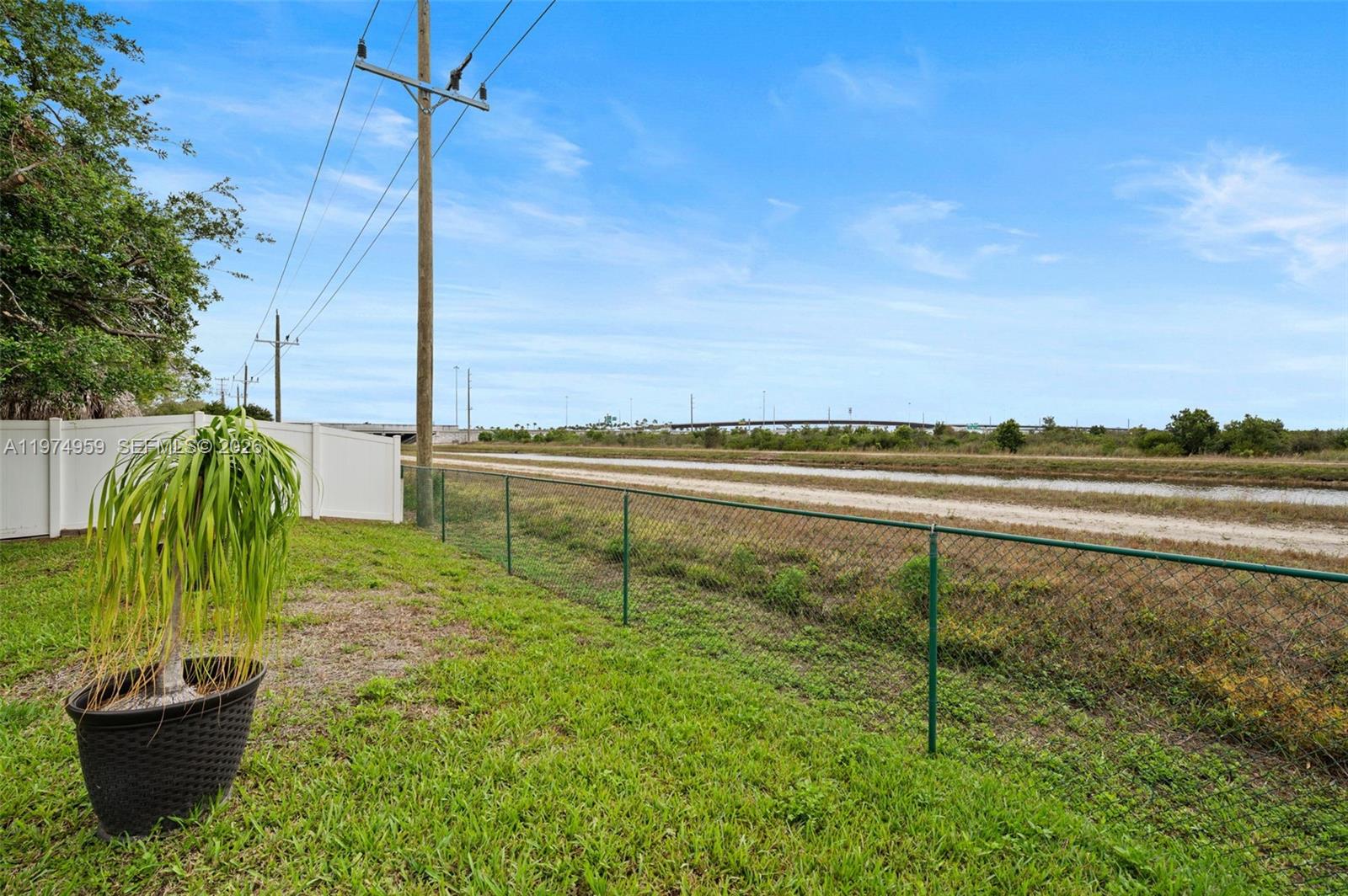 RIVIERA ISLES/SORRENTO - Residential