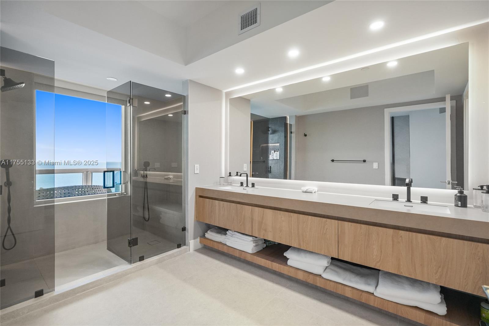 ACQUALINA OCEAN RESIDENCE - Residential