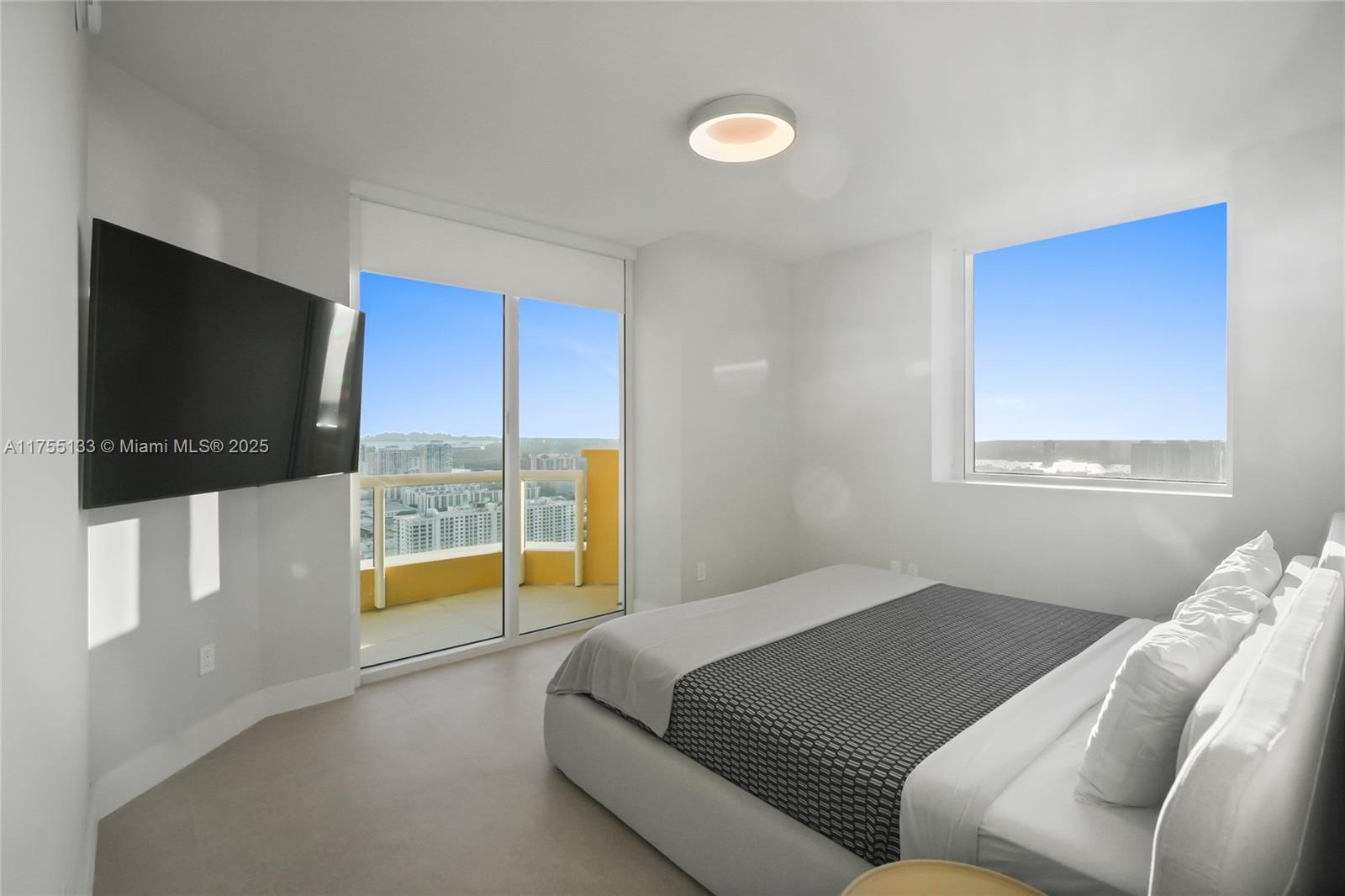 ACQUALINA OCEAN RESIDENCE - Residential