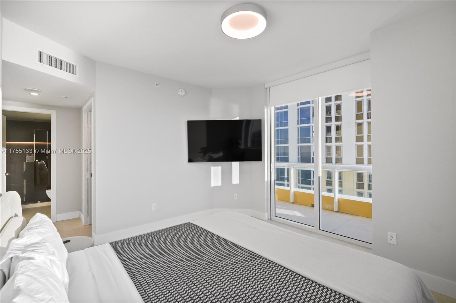 ACQUALINA OCEAN RESIDENCE - Residential