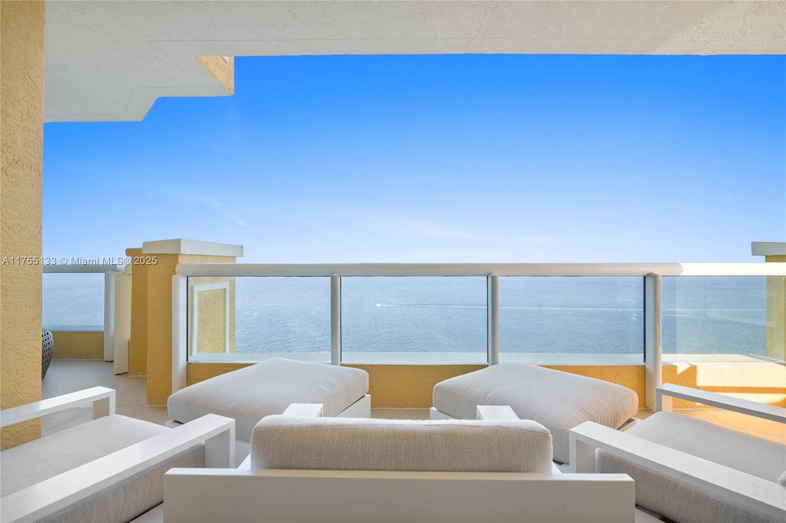 ACQUALINA OCEAN RESIDENCE - Residential
