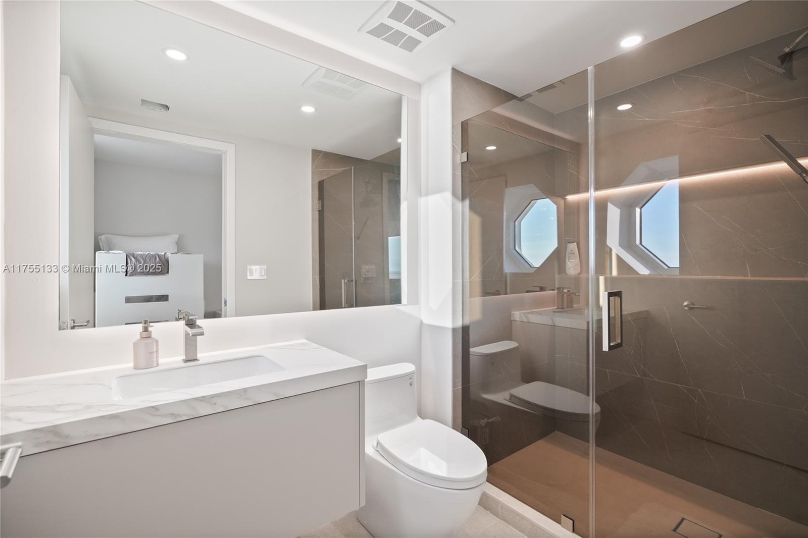ACQUALINA OCEAN RESIDENCE - Residential