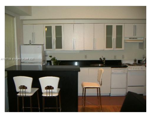 HAMILTON CONDO - Residential