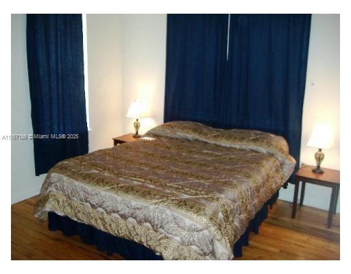 HAMILTON CONDO - Residential