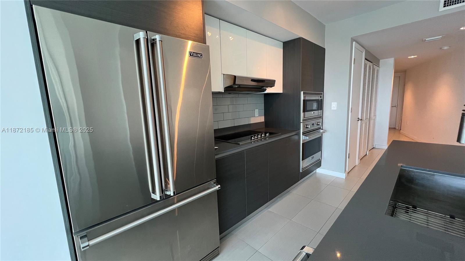 BAY HARBOUR ISLAND - Residential