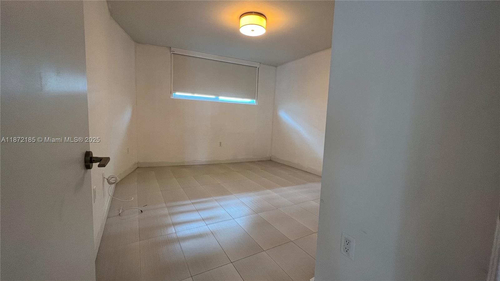 BAY HARBOUR ISLAND - Residential