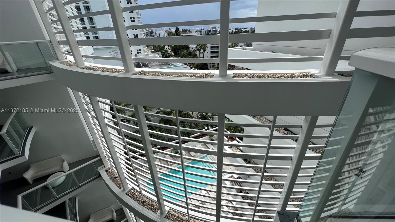 BAY HARBOUR ISLAND - Residential