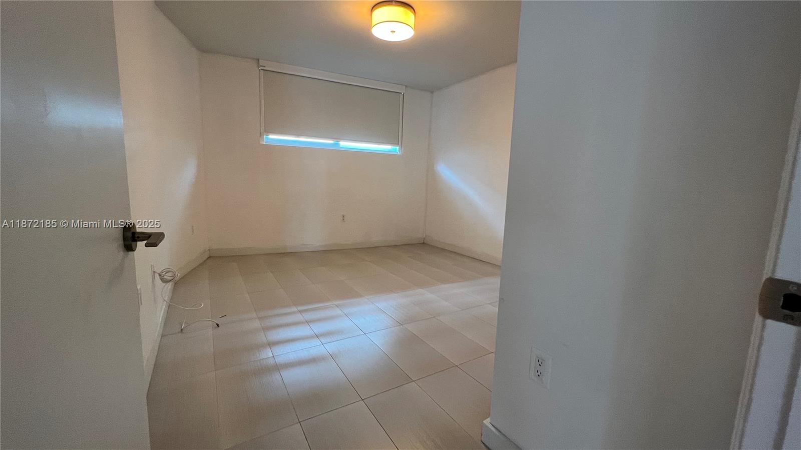 BAY HARBOUR ISLAND - Residential