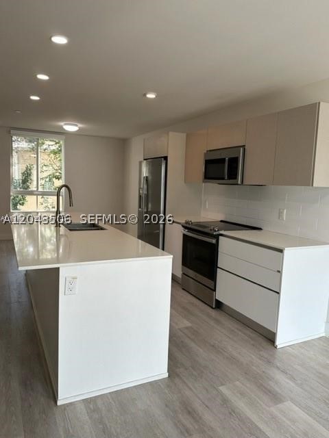 2561 NE 193rd St 1208