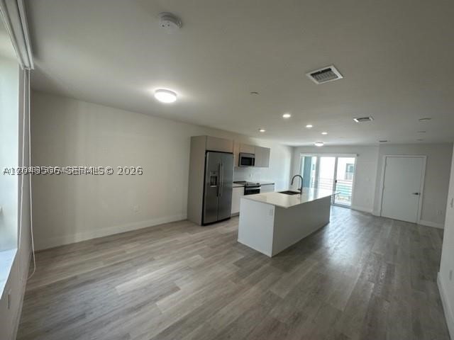2561 NE 193rd St 1208