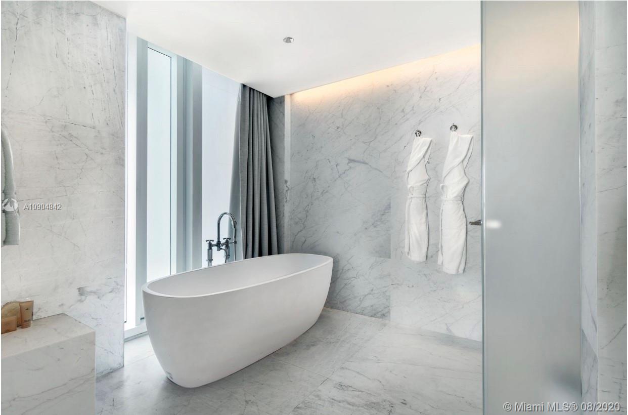 SURF CLUB CONDO - Residential