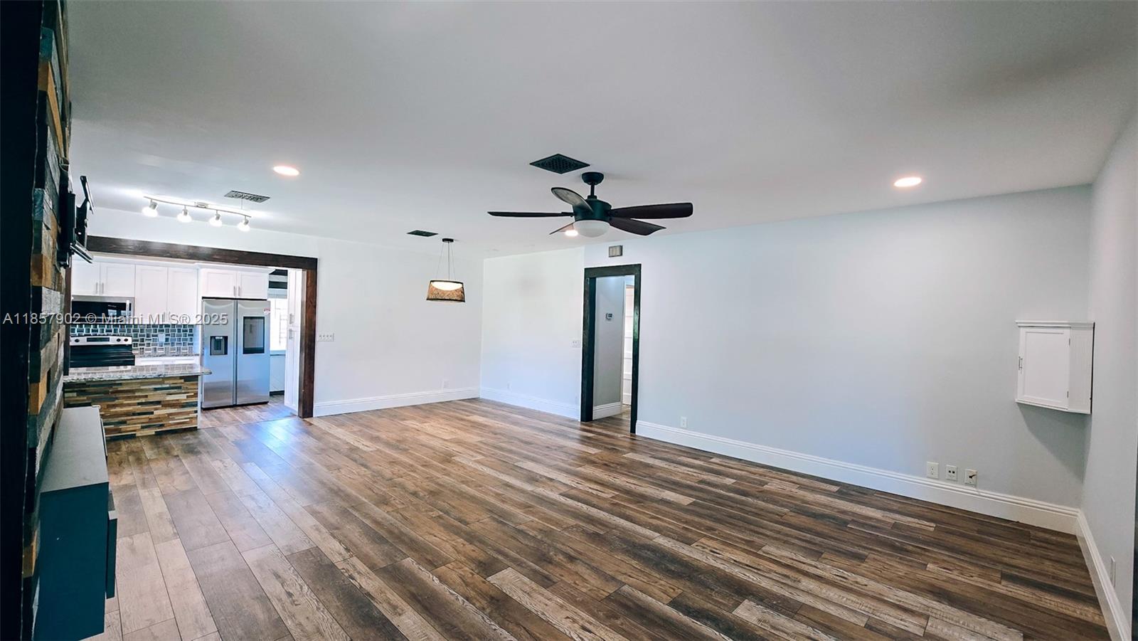 KINGSLAND PINES - Residential Lease