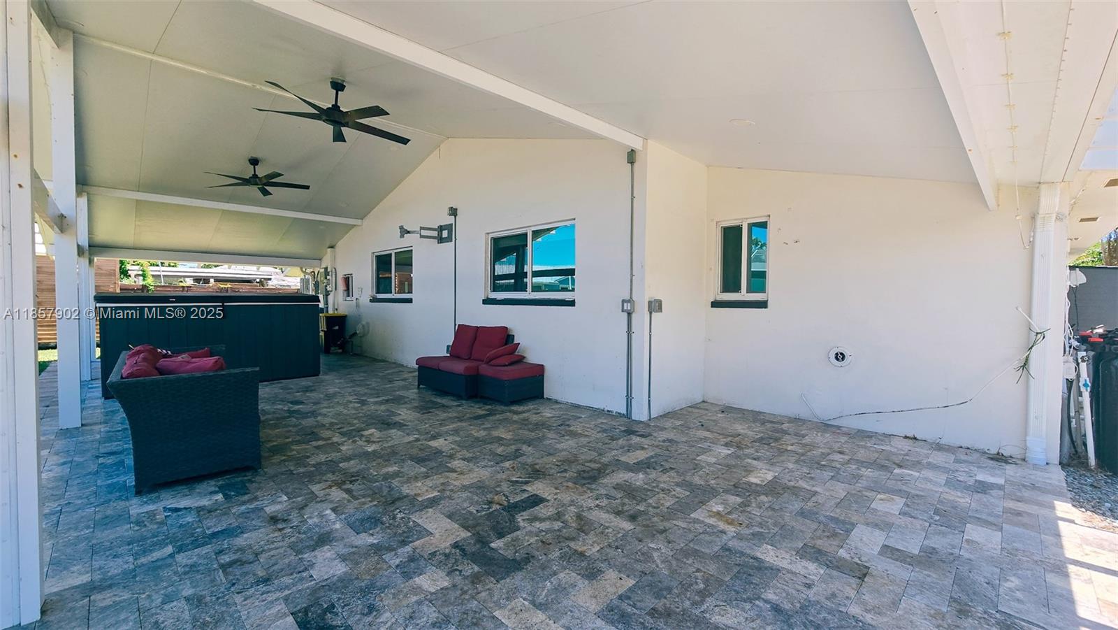 KINGSLAND PINES - Residential Lease
