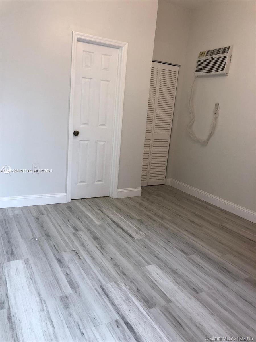 BEVERLY PARK - Residential Lease