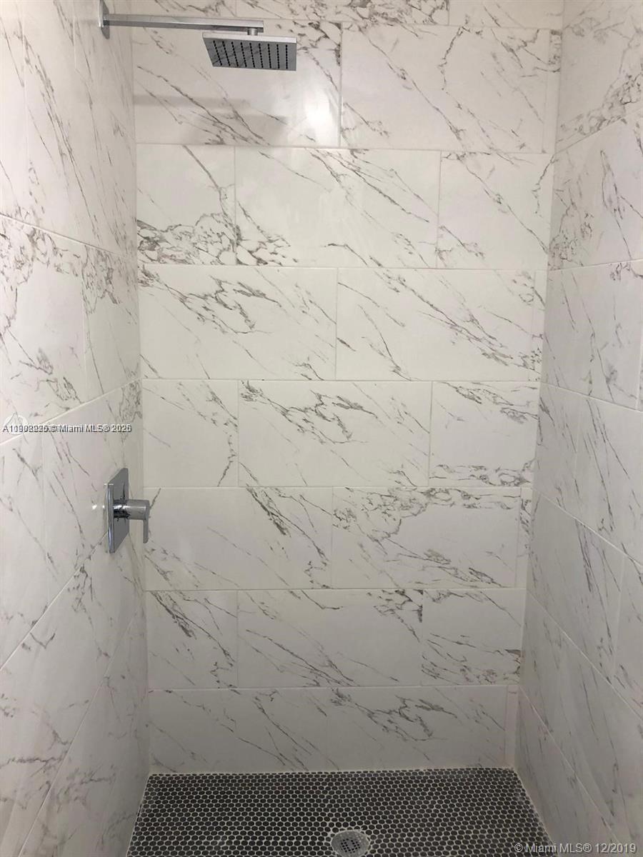 BEVERLY PARK - Residential Lease