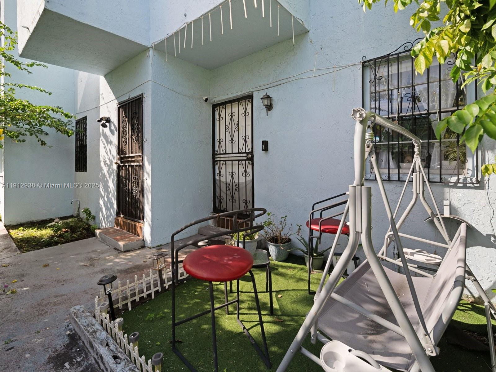 4470 CONDO - Residential