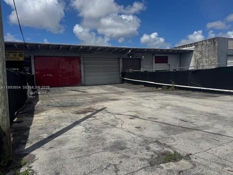 7134 NW 35th Ave 7134 Miami FL 33147