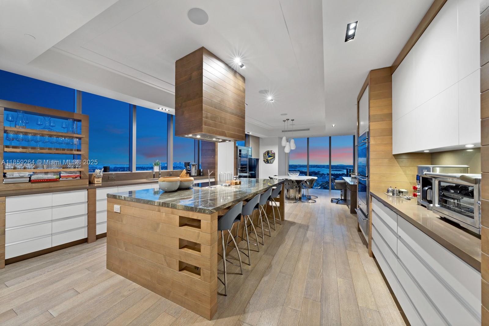 BAL HARBOUR NORTH SOUTH - Residential