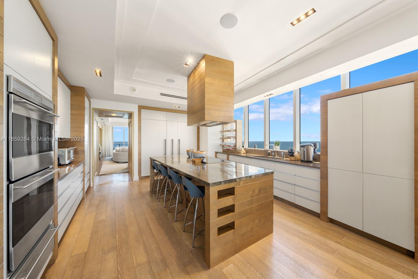 BAL HARBOUR NORTH SOUTH - Residential