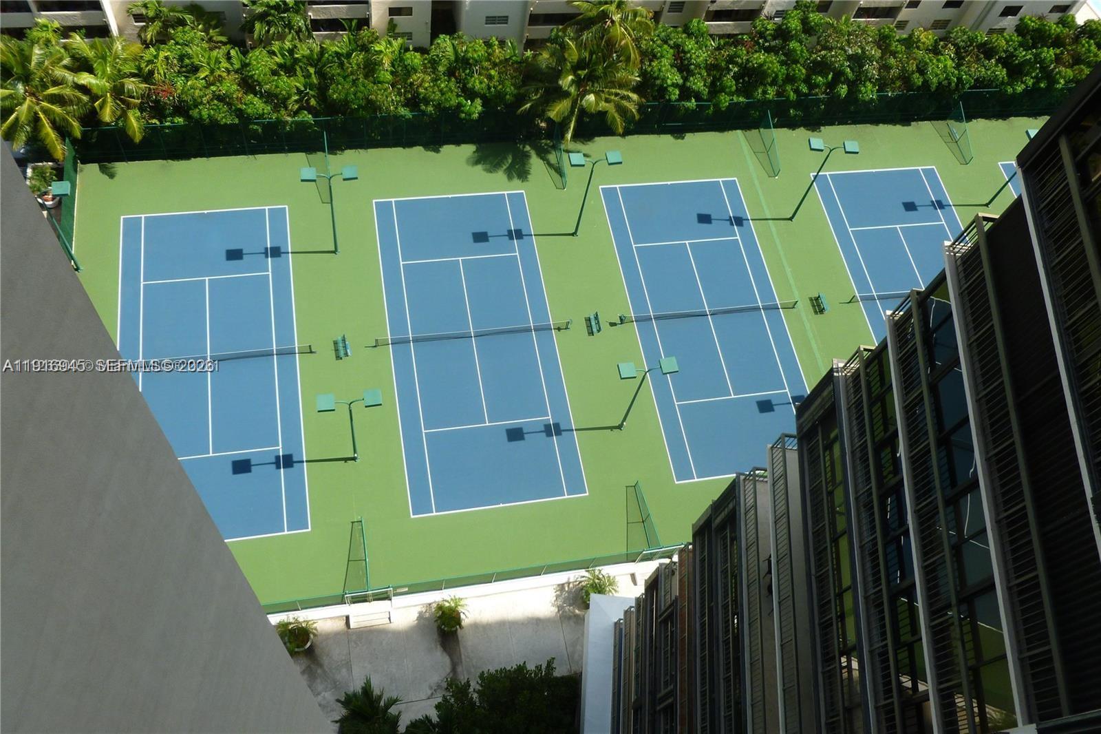 BRICKELL BAY CLUB CONDO - Residential Lease