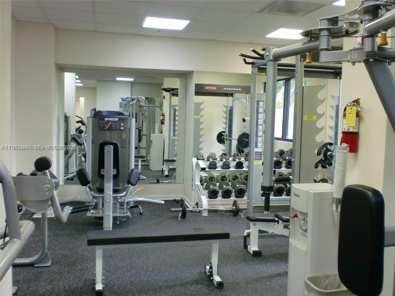 BRICKELL BAY CLUB CONDO - Residential Lease