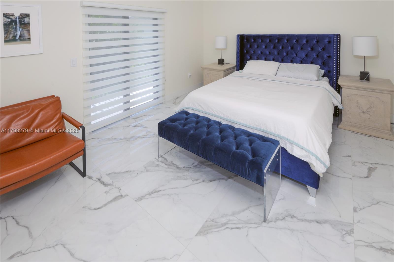 DOWNTOWN DORAL SOUTH PHAS - Residential