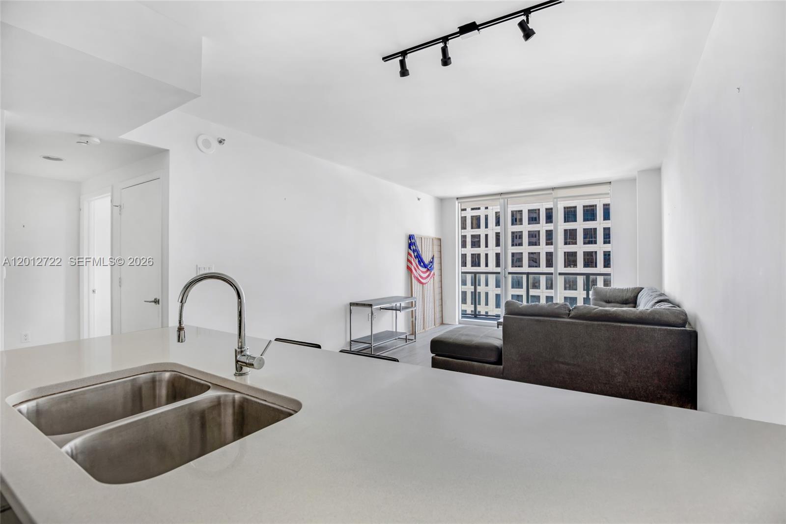 500 BRICKELL EAST CONDO - Residential Lease