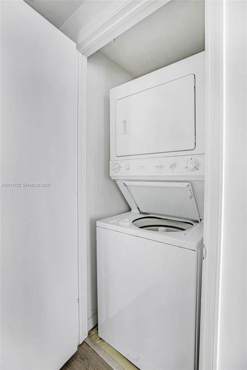500 BRICKELL EAST CONDO - Residential Lease