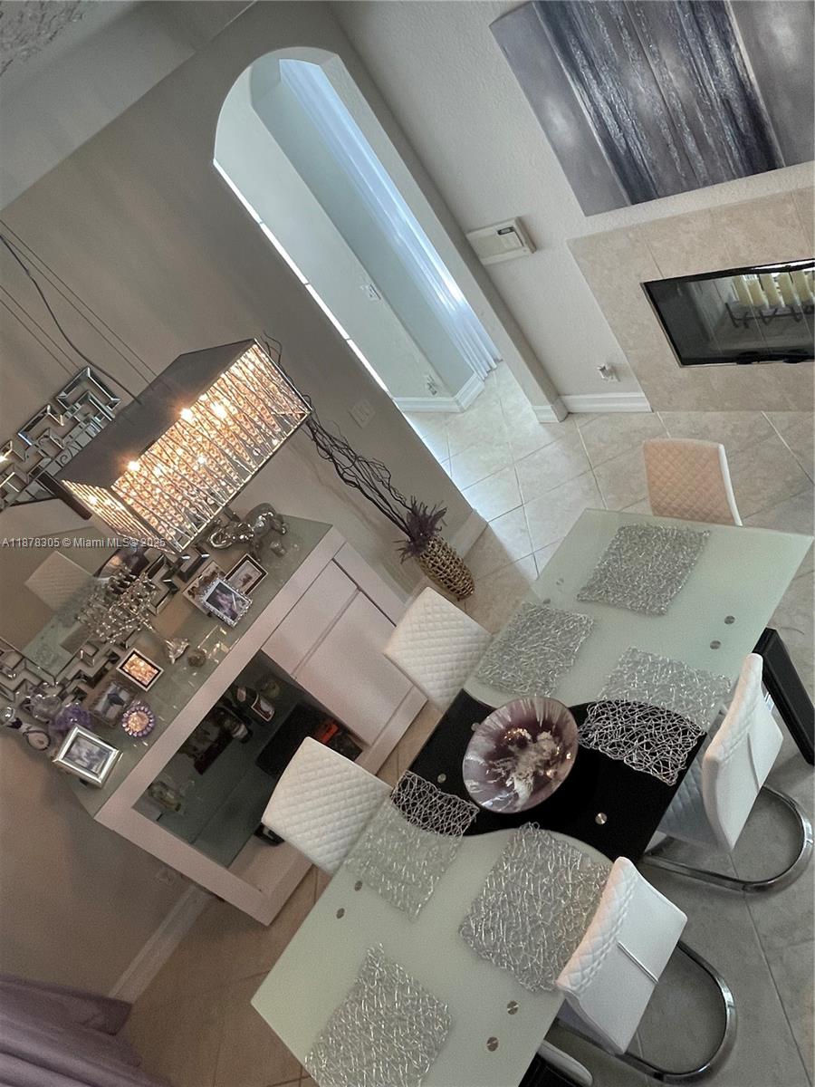 HERON BAY NORTHEAST - Residential