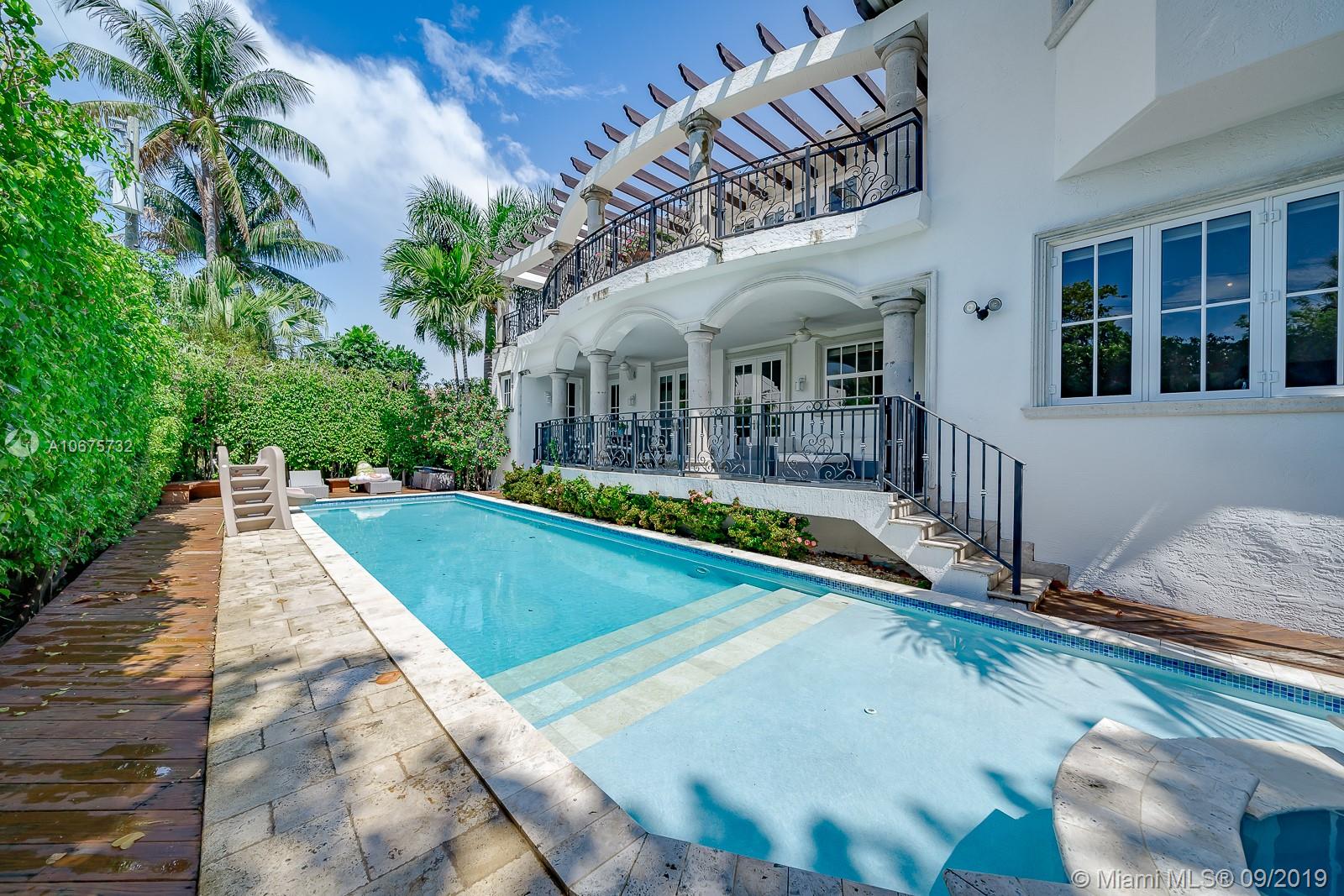 TROPICAL ISLE HOMES SUB 3 - Residential