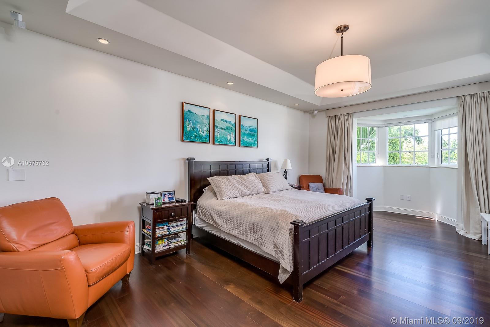 TROPICAL ISLE HOMES SUB 3 - Residential