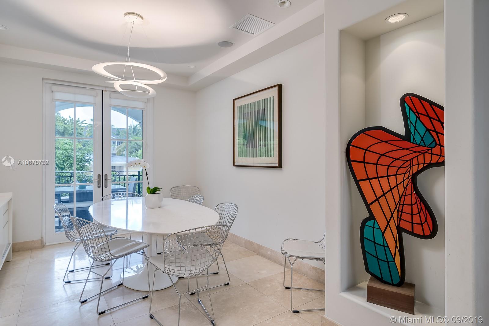 TROPICAL ISLE HOMES SUB 3 - Residential