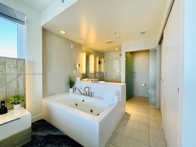 FORT LAUDERDALE RESIDENCE - Residential