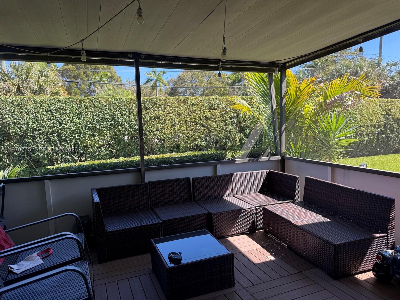 VILLAS AT BONAVENTURE IN - Residential