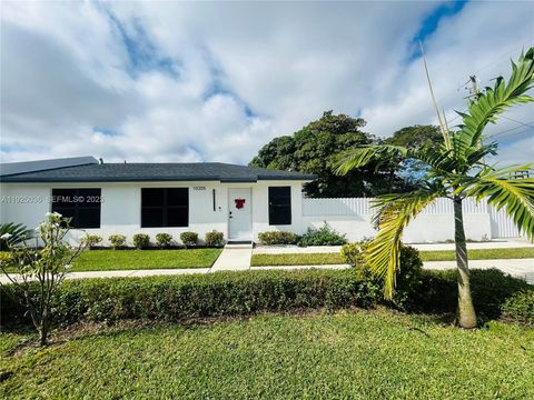 10305 SW 183rd St Miami FL 33157